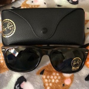 Authentic Ray-Ban New Wayfarer